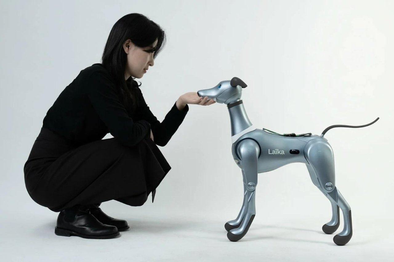 Life-like robotic dog could be an AI-powered companion for astronauts - Yanko Design